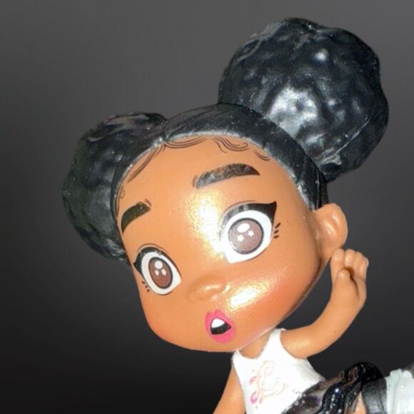 That Girl Lay Lay Super Slayin’ Surprise Figures B22 - Picture 5 of 5